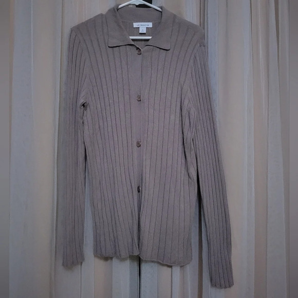 Liz Claiborne Long Sleeve Button Front Collared Tunic Sweater, Beige, EUC! - Picture 2 of 9